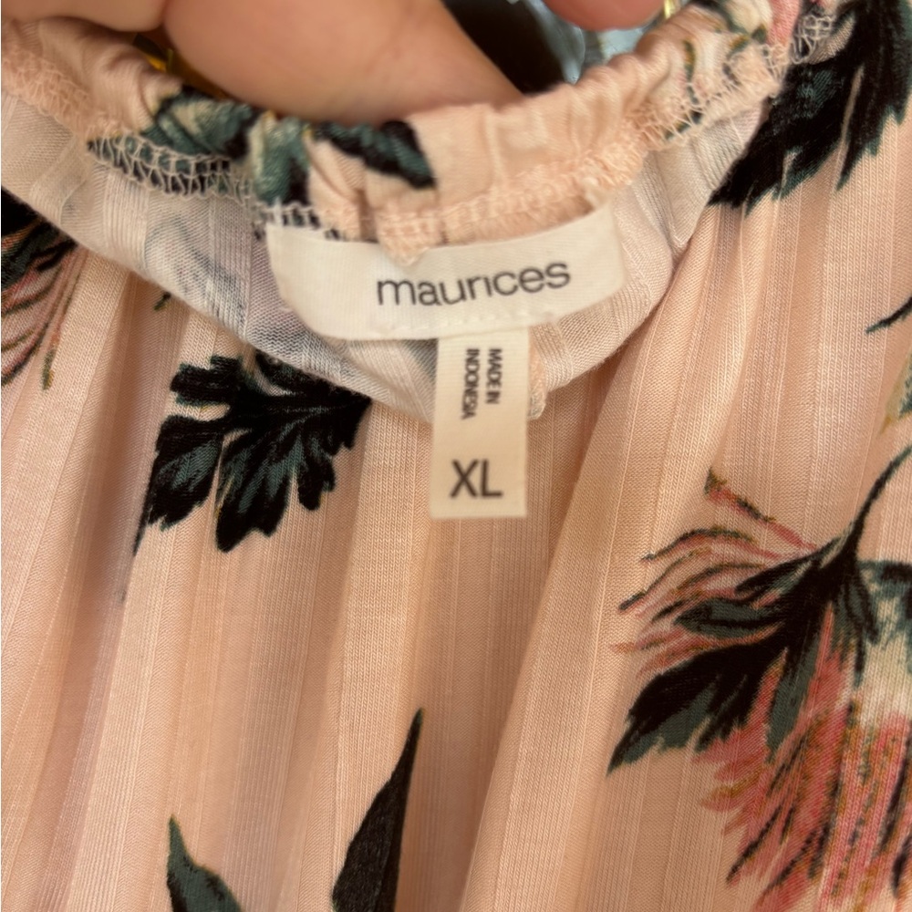 Maurices XL EUC, tank - Picture 3 of 7